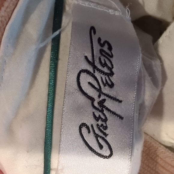 Size 42 inseam 30 tan corduroy pants with pleats and cuffs. EUC - Picture 3 of 3